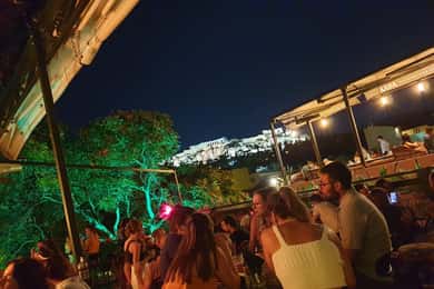 Barhop noturno de Atenas