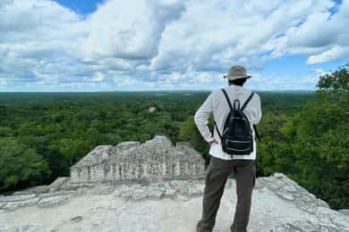 Bacalar: Scopri Calakmul e la sua giungla.