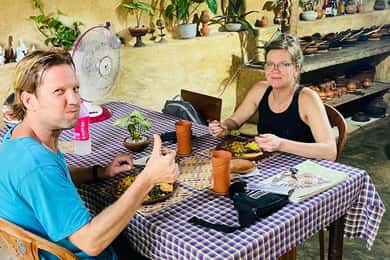 Galle: Cooking Class at a Local Home and Market Tour