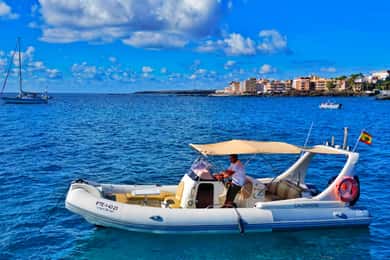 "Seaside Bliss: Boat, Snorkel, Sun, Sip, Snack Delights"