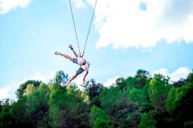 Murillo de Gállego Huesca: Bungee-Jumping über den Fluss