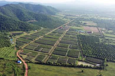 From Phnom Penh: Kampot Day Trip to Beautiful place W/ Guide