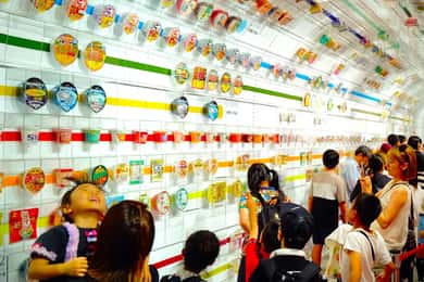 大阪：ガイド付き90分カップヌードルミュージアムツアー