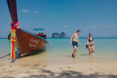 Ko Lanta: 4 Island Classic Longtail Boat Tour with Lunch