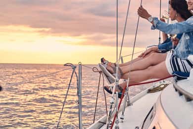 Porto: Tour on a Sailboat shared or private (Sunset Option)