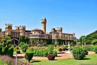 Bangalore: City Tour with Botanical Garden, Palace & Lunch