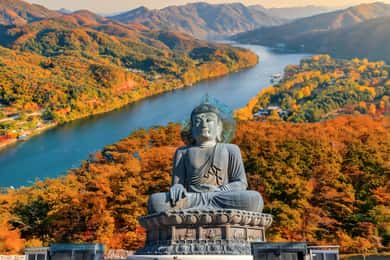 Seoul: Mt Seorak Hike with Naksansa Temple or Nami Island