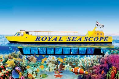 Hurghada: Royal Seascope Submarine Cruise with Snorkel Stop