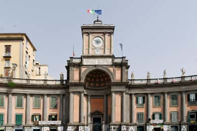 SCUGNIZZO KIERTUE VESPA NAPOLIIN