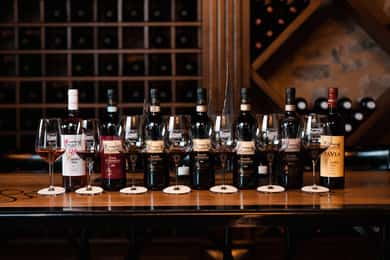 Premium Wine Tasting with light-lunch and Tour