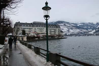 Zell am See Christmas Magic: A Private Walking Tour