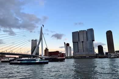 Rotterdam: Wasserbusticket nach Dordrecht und/oder Kinderdijk