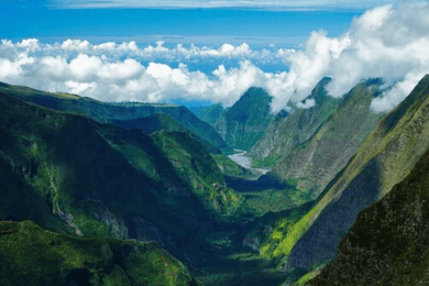 Visit the mountains to the Volcano viewpoint + breakfast