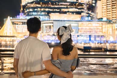 Bangkok: Chao Phraya Princess Cena en Crucero y Traslado al Hotel