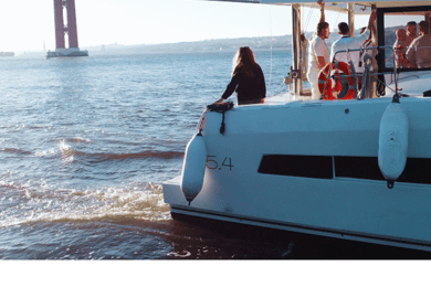 Tour en bateau en catamaran à Lisbonne - Voilier de luxe