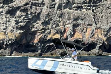 Tenerife: rent a boat without license
