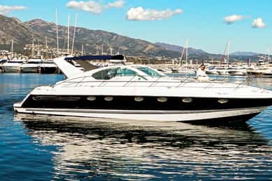 Marbella: delad kryssning 2-4 timmar på lyxyacht Targa 37 eller Targa 48