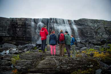 Wanderung zum Wasserfall Orvvosfossen