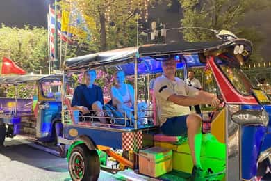 Bangkok Night Tour: Mat, tempel og tuk-tuk