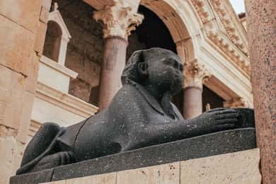 Excursão a pé particular ao Palácio e à Cidade Antiga - Entrada incl.