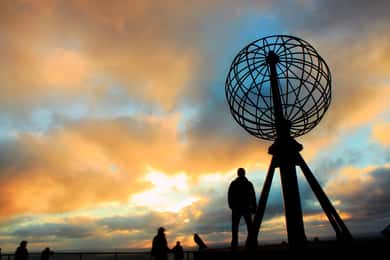 Honningsvåg: North Cape Guided Tour with Entry Ticket