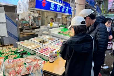 金沢：近江町市場2時間プライベートツアー（試食付