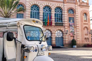 Paseo en TukTuk por Cádiz con Audioguía