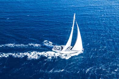 Desde Paros: Crucero en velero por Koufonisia y Naxos con almuerzo