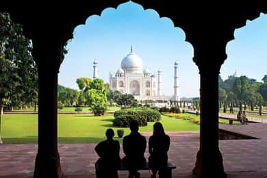 Agra: Taj Mahal and Mausoleum Guided Tour with Skip-the-Line