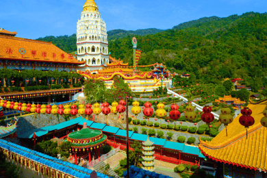 Penang: Kek Lok Si Temple and Penang Hill Guided Tour