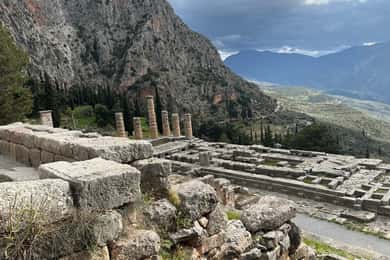 Besuch der Thermopylen & Delphi Nabel der Welt Private Tour 8H