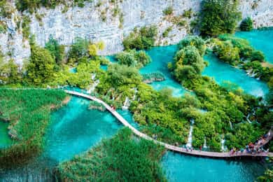 From Zagreb: Private Day Trip to Plitvice Lakes & Rastoke