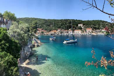 Kefalonia: Ithaca Cruise from Poros Port with Swim Stops