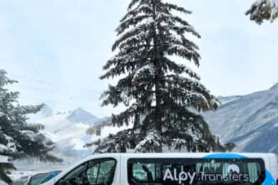 From Geneva: One-Way Transfer from Geneva Airport to Morzine