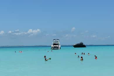 Isla Mujeres: Excursión en catamarán con snorkel y Playa Norte