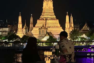Bangkok: tour nocturno por el casco antiguo en moto