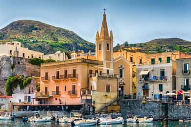 Capo d'Orlando: Mini-cruises to Lipari and Vulcano.
