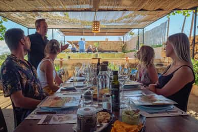 Mallorca: Besök på vingård och vinprovning, med mallorkinska produkter