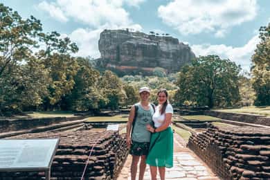 From Colombo: Sigiriya Dambulla & Minneriya park Day Trips