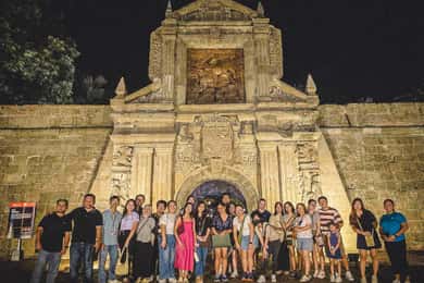 Intramuros: Guidade turer med historiker och akademiker