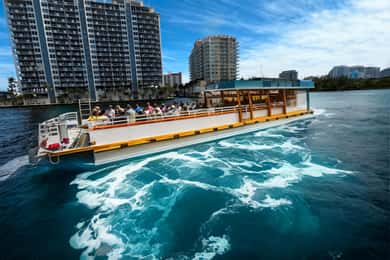 Fort Lauderdale: Millionaire's Row Cruise with Drinks