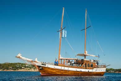 From Athens: Hydra, Poros, and Aegina Day Cruise with Lunch