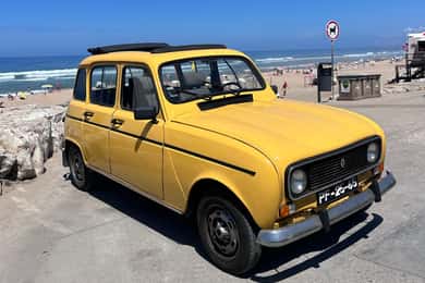 Vila de Sintra e Praias Renault 4L - 3h de viagem