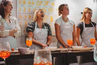 Rome: Roman Pasta with 3 Spritz Cocktails Cooking Class