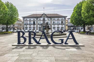 From Porto: Full-Day Trip of Minho Region