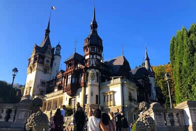 Brasov: Peles and Bran Castles + Nevermore Academy Day Trip