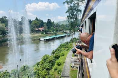 Bangkok: Floating Market, River Kwai, Railway Tour w/ Lunch