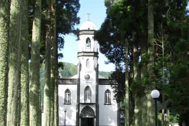 Seven Citys Tour: Sete Cidades Crater Lake Shore Excursion
