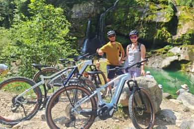 Pedala por Nárnia: Cachoeiras e Locais de Filmagem - Passeio de Bicicleta