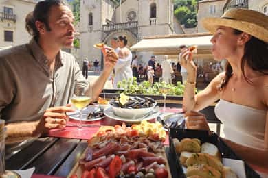 Kotor: Privater Rundgang mit Wein- und Foodtasting